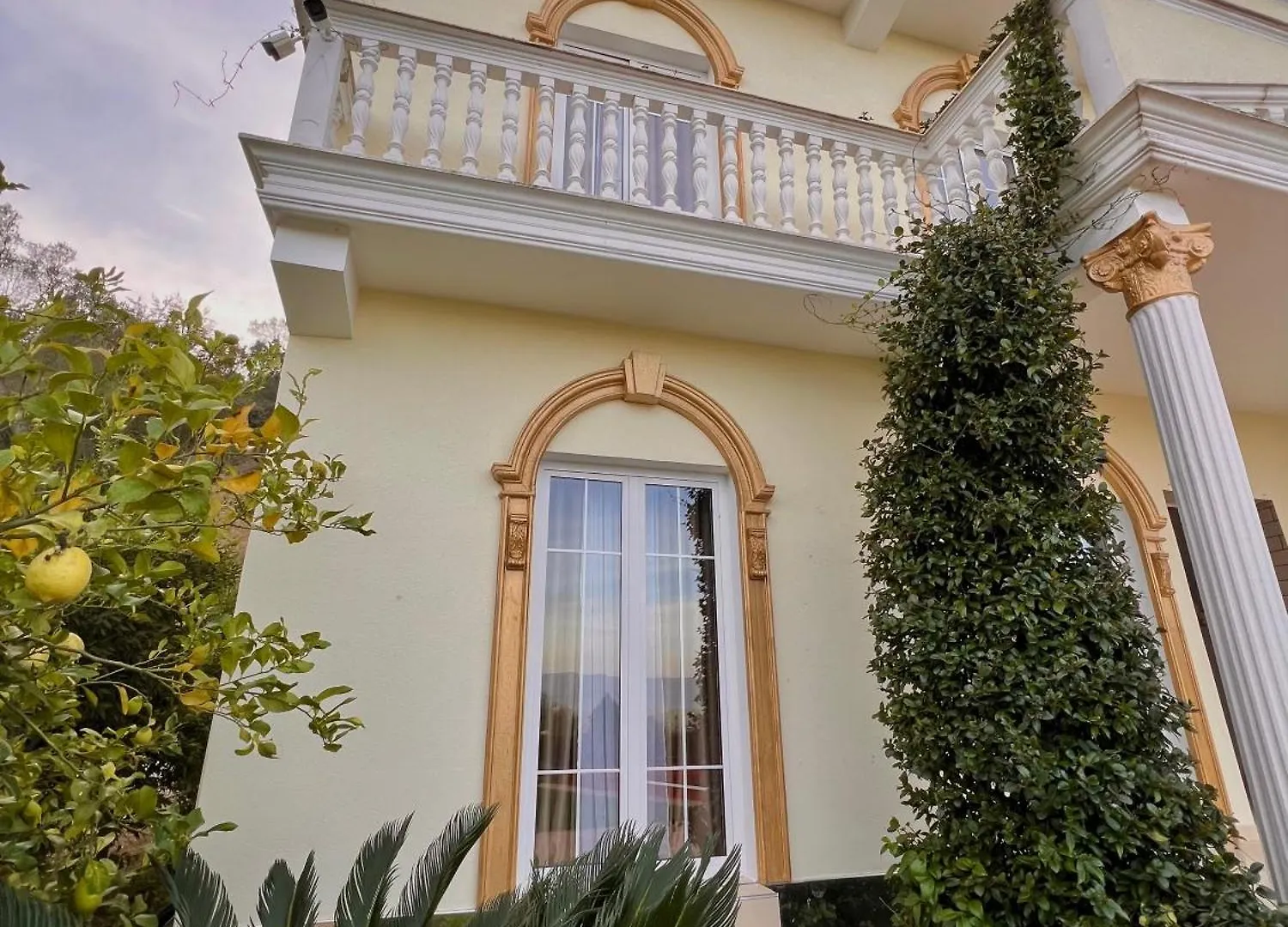 Vila Dy Bukurite Draç Albanie