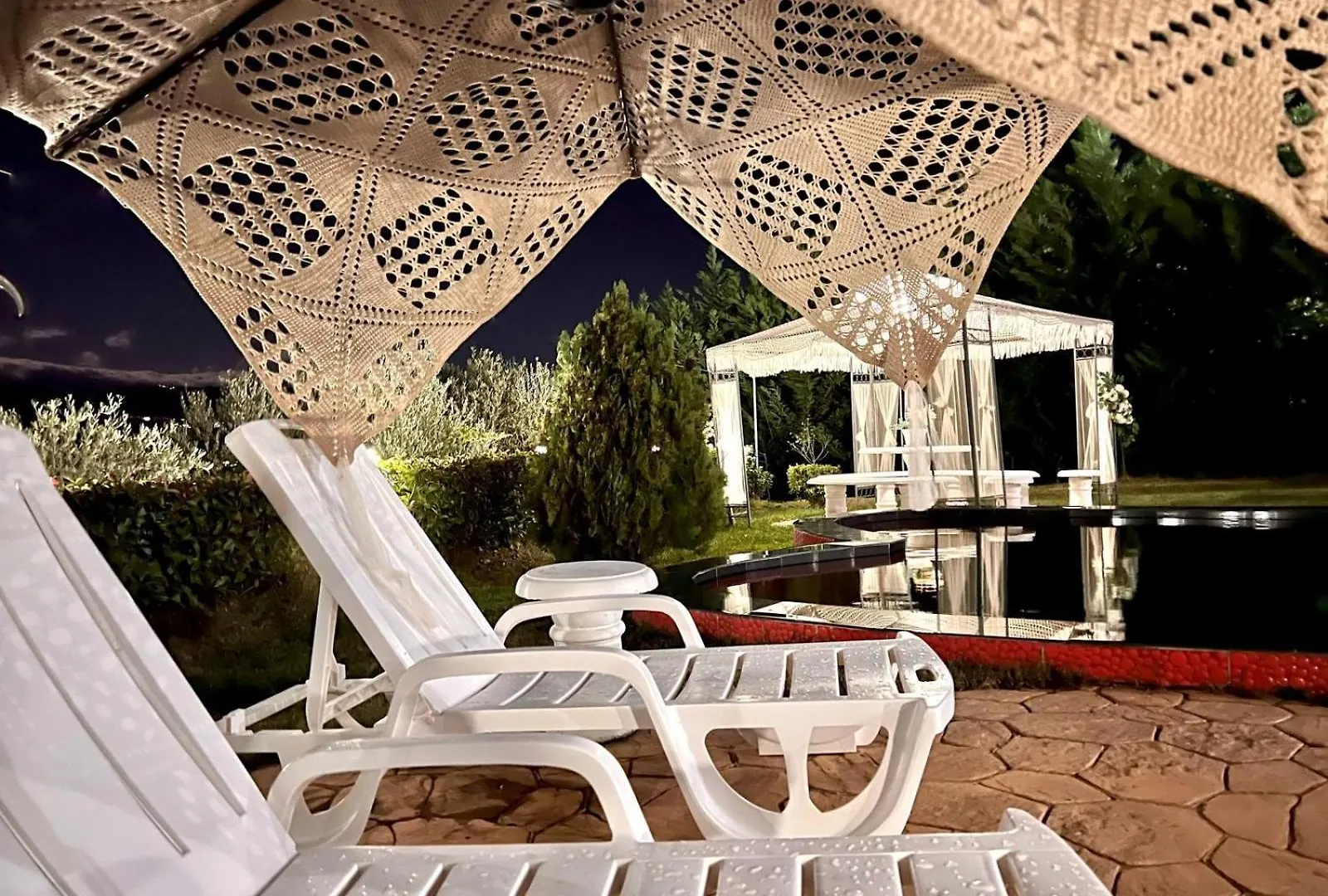 Vila Dy Bukurite Draç Villa
