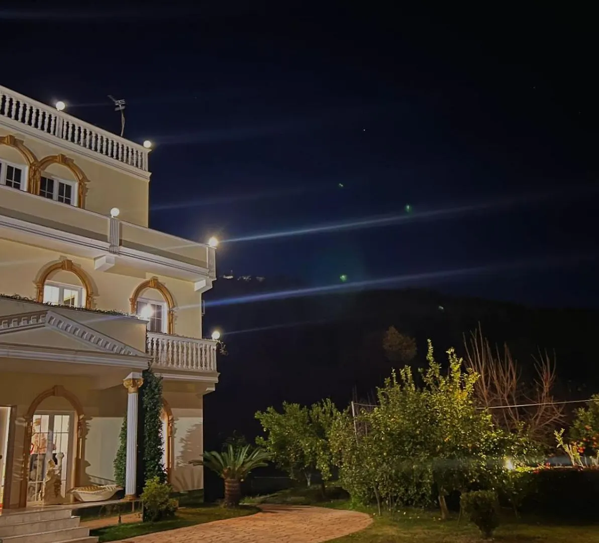 Vila Dy Bukurite Draç Albanie