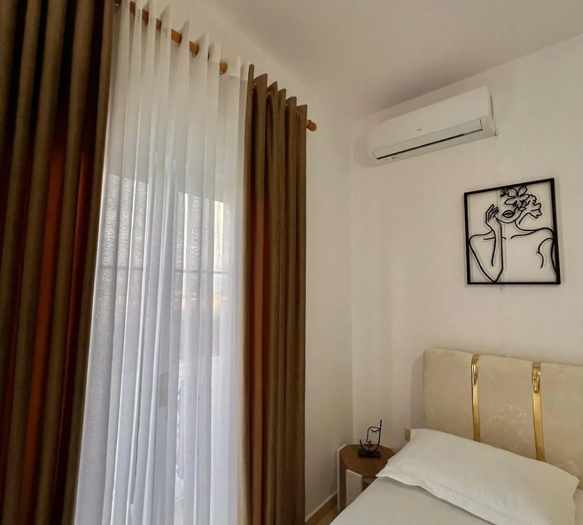 Villa Vila Dy Bukurite Draç